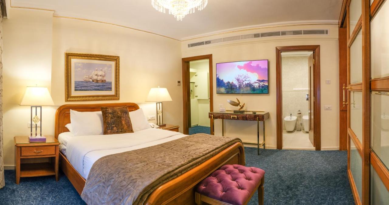Amman International Hotel Room photo